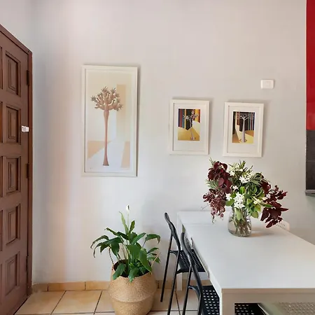 Energy Garden בית הארחה